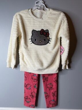 Little Girl Hello Kitty Two Piece Set Size 5/6